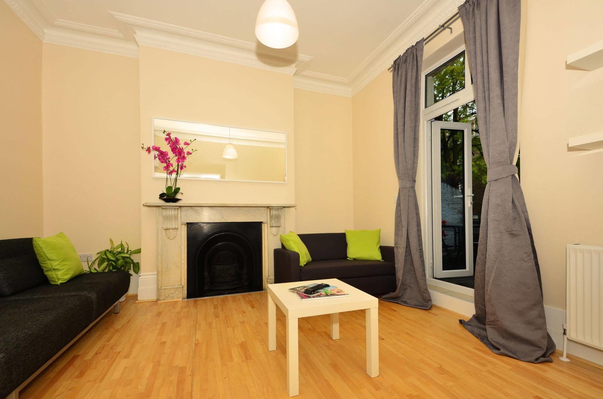 W14 Apartments London Exterior photo